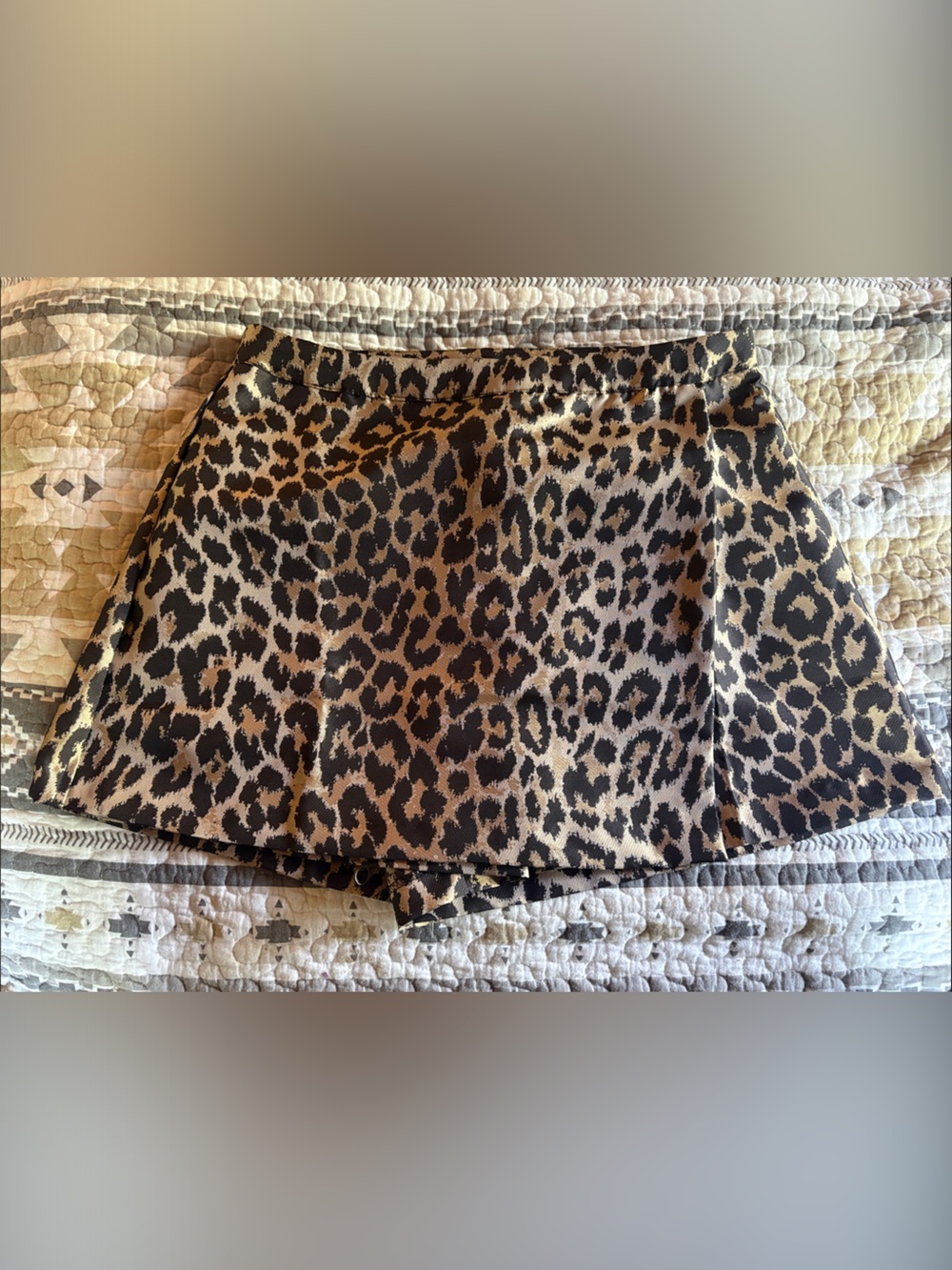 BNWT H&M sz 10 Leopard Print Dressy Satin Skort